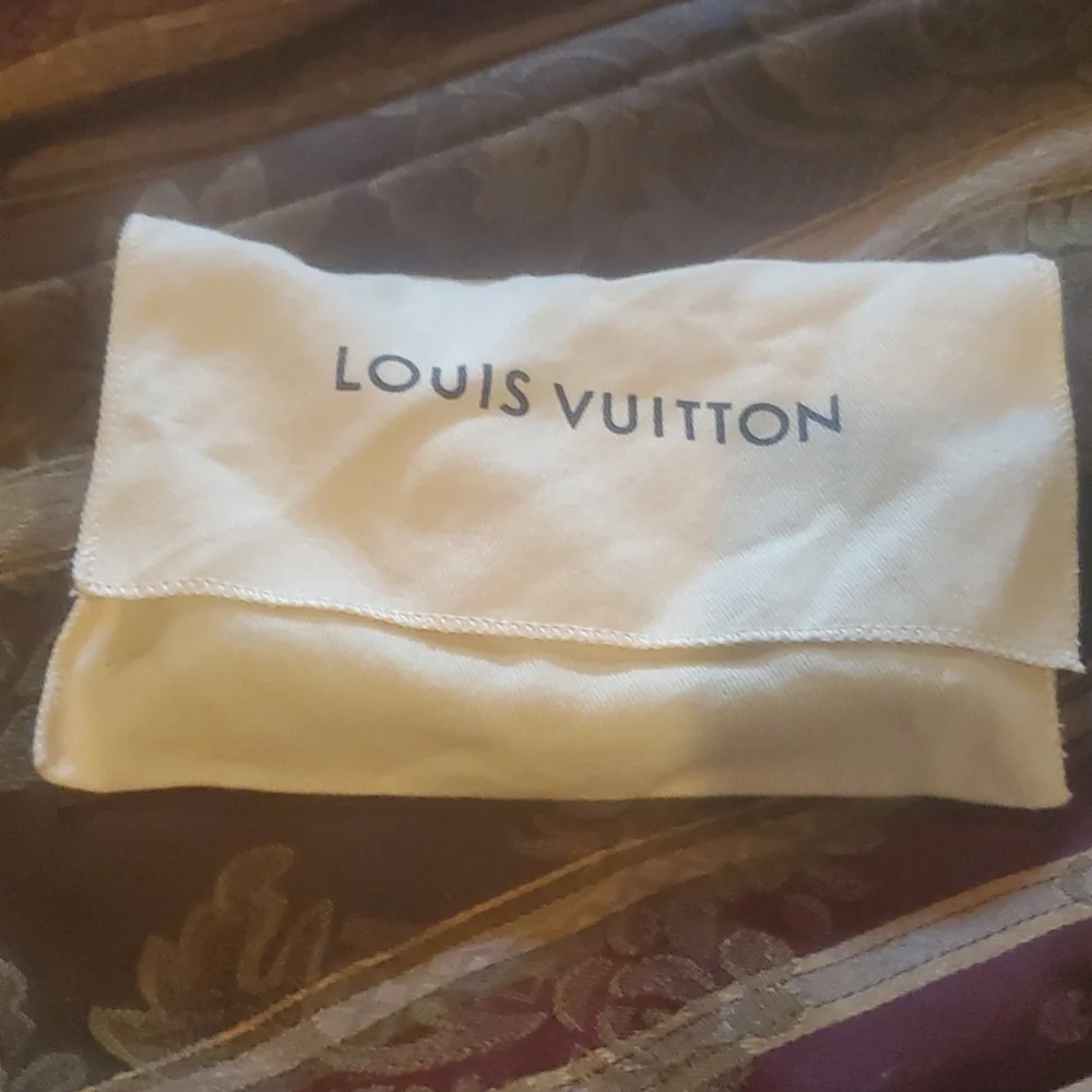 Louis vuitton HP 4 items   pm agenda passport  gorgeous dust cover box